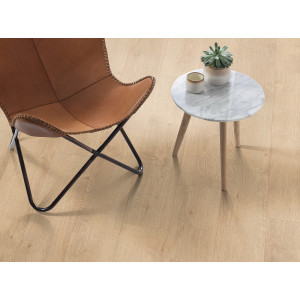 Ламинат "Egger" EPL046 Дуб Ньюбери светлый, Classic Pro 8/32 4V