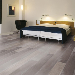 ЛАМИНАТ KRONOTEX MAMMUT PLUS D4738 ДУБ СЕВЕРНЫЙ